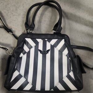 Killstar Never Trust the Living Handbag